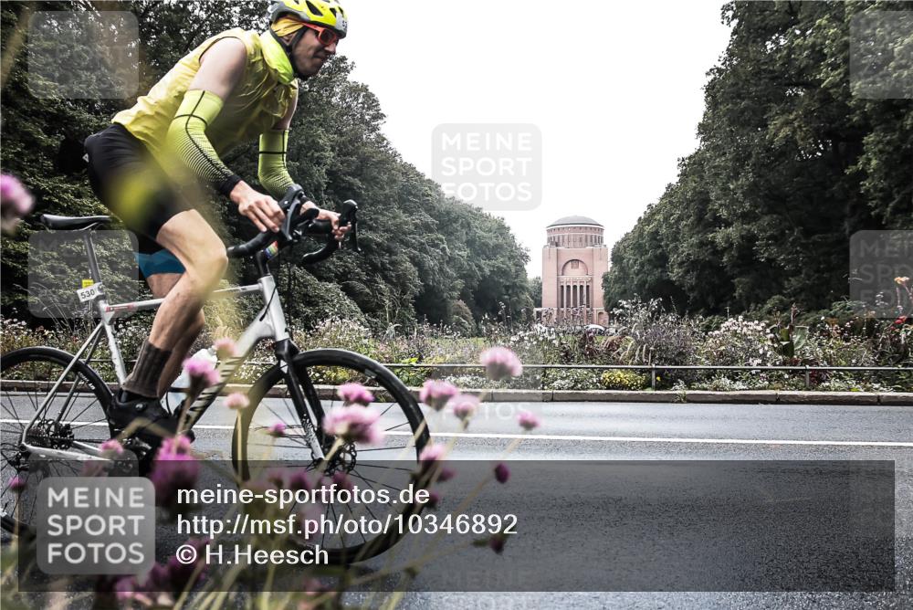 13.09.2026 - Stadtparktriathlon H.Heesch http://msf.ph/oto/10346892 13.09.2026 11:07:28 Radfahren 518, 530, 533, 575, 678 meine-sportfotos.de