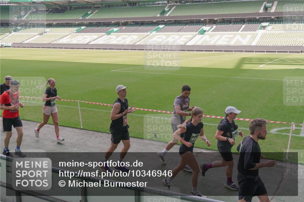 13.09.2026 - 21. swb-Marathon Bremen Michael Burmester http://msf.ph/oto/10346946 13.09.2026 13:35:59 Laufen im Stadion 170, 193, 368, 462, 491, 496, 590, 657, 1015, 1280, 1321, 1396, 1432, 1553, 1620, 1726, 1762, 1784, 1887, 1934, 1965, 1974, 1977, 1992, 2335, 2338, 2578, 2639, 2650, 2688, 2789, 2791, 2894, 2933, 3090, 3161, 3169, 3178, 3179, 3191, 3299, 3406, 3408, 3463, 3472, 3498, 3555, 3570, 3573, 3588, 3640, 3731, 3801, 3839, 3904, 3914, 3985, 4145, 4200, 4290, 4464, 4500, 4546, 4561, 4801, 4880, 4967, 5000, 5034, 5151, 5182, 5332, 5461, 5679, 5818 meine-sportfotos.de
