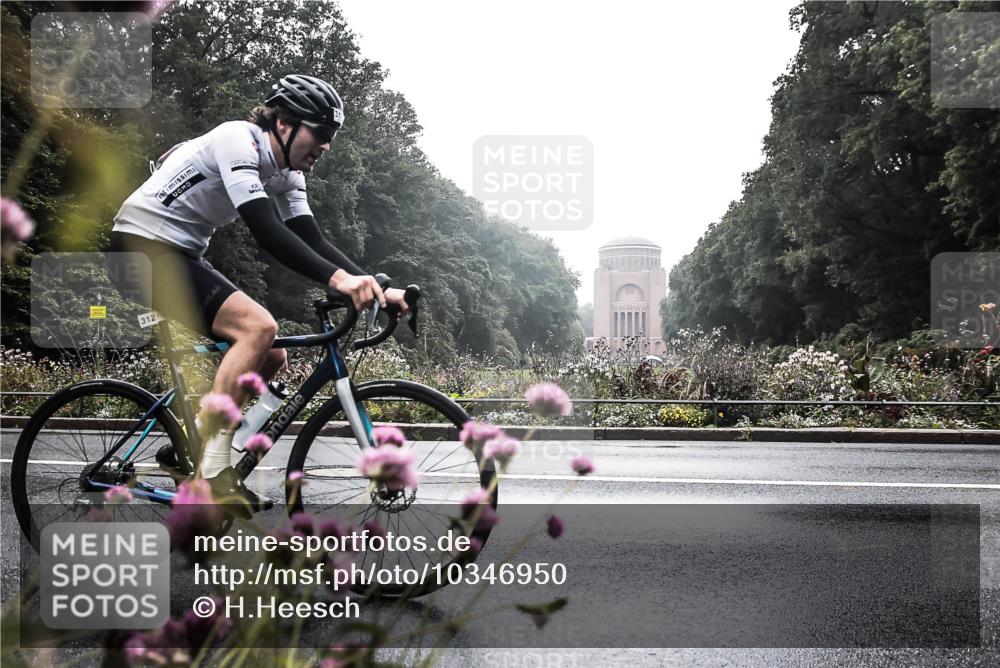 13.09.2026 - Stadtparktriathlon H.Heesch http://msf.ph/oto/10346950 13.09.2026 09:57:42 Radfahren 312 meine-sportfotos.de