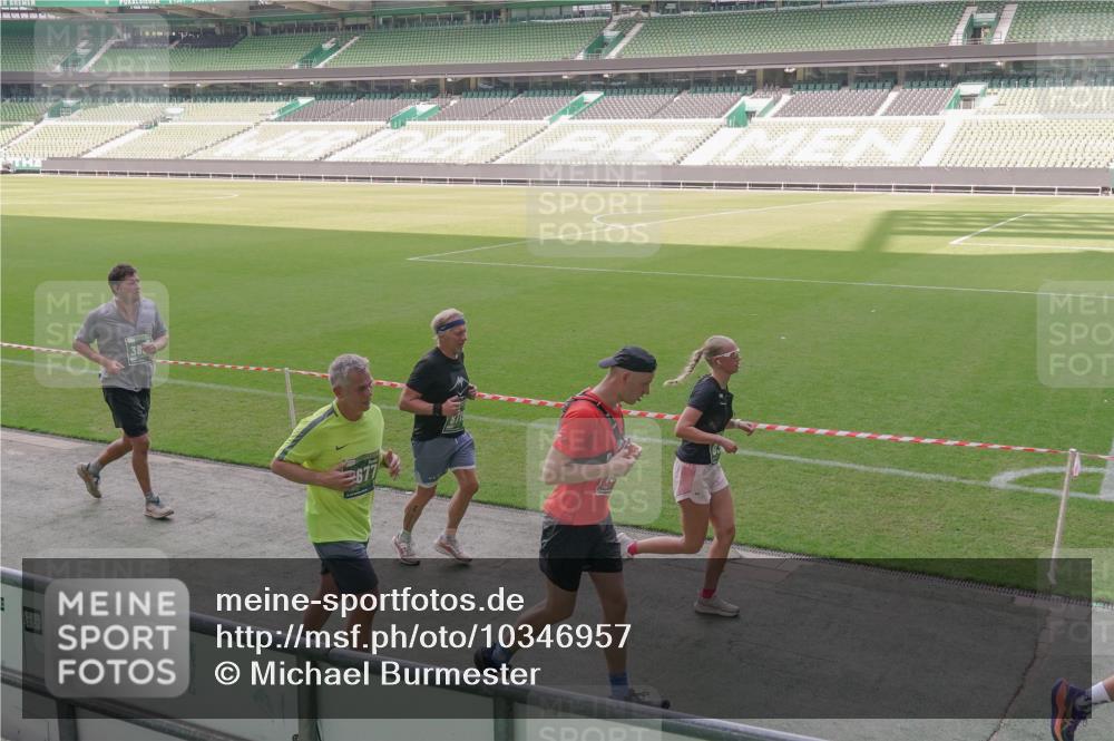 13.09.2026 - 21. swb-Marathon Bremen Michael Burmester http://msf.ph/oto/10346957 13.09.2026 13:36:01 Laufen im Stadion 170, 193, 368, 462, 491, 496, 590, 657, 1015, 1280, 1321, 1396, 1432, 1553, 1620, 1726, 1762, 1784, 1887, 1934, 1965, 1974, 1977, 1992, 2335, 2338, 2578, 2639, 2650, 2688, 2789, 2791, 2894, 2933, 3090, 3161, 3169, 3178, 3179, 3191, 3299, 3406, 3408, 3463, 3472, 3498, 3555, 3570, 3573, 3588, 3640, 3731, 3801, 3839, 3904, 3914, 3985, 4145, 4200, 4290, 4464, 4500, 4546, 4561, 4801, 4880, 4967, 5000, 5034, 5151, 5182, 5332, 5461, 5679, 5818 meine-sportfotos.de