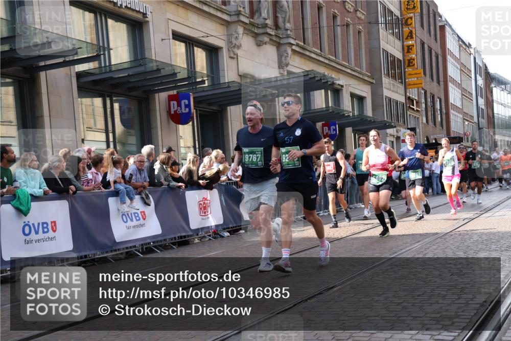 13.09.2026 - 21. swb-Marathon Bremen Strokosch-Dieckow http://msf.ph/oto/10346985 13.09.2026 13:30:31 Ziel 244, 800, 834, 1189, 1533, 1771, 1841, 1926, 1941, 2369, 2452, 2723, 2902, 2985, 3360, 4206, 4251, 4342, 4757, 4920, 5600, 5681, 5802, 5822, 5900, 6134, 6307, 6343, 6523, 7012, 7645, 7760, 8543, 8616, 9290, 9507, 9653, 9692, 9699, 9767, 9825, 9958, 9962, 9976, 13090, 13152, 13215, 625, 881, 1067, 1909, 1938, 2265, 2364, 2900, 3163, 3164, 3425, 4058, 4206, 4332, 4415, 4425, 4748, 4763, 5506, 5551, 5615, 7821, 8090, 8169, 8314, 8494 meine-sportfotos.de