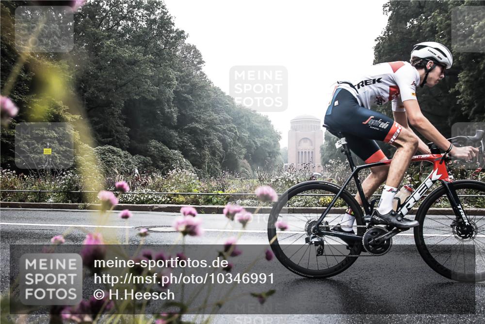 13.09.2026 - Stadtparktriathlon H.Heesch http://msf.ph/oto/10346991 13.09.2026 09:58:30 Radfahren 213, 238, 264, 269, 300, 306, 314, 322, 333 meine-sportfotos.de
