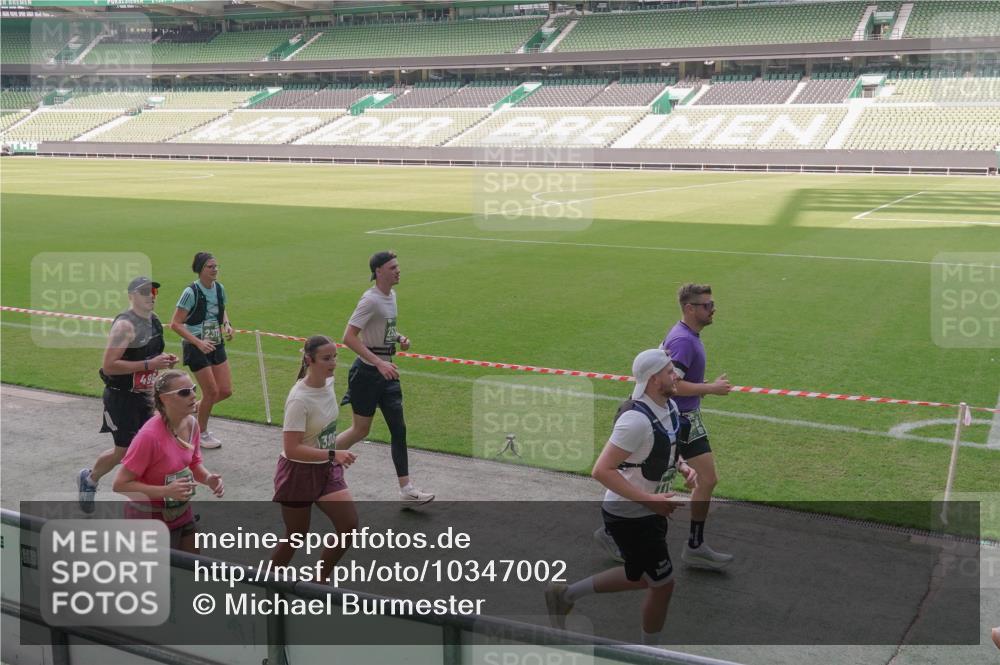 13.09.2026 - 21. swb-Marathon Bremen Michael Burmester http://msf.ph/oto/10347002 13.09.2026 13:36:10 Laufen im Stadion 368, 462, 491, 496, 590, 657, 799, 1015, 1135, 1279, 1280, 1321, 1396, 1432, 1620, 1726, 1762, 1887, 1934, 1951, 1965, 1974, 1977, 1992, 2078, 2227, 2335, 2578, 2639, 2650, 2688, 2789, 2894, 2933, 3090, 3161, 3169, 3178, 3179, 3191, 3299, 3303, 3406, 3408, 3463, 3472, 3498, 3555, 3570, 3573, 3588, 3640, 3731, 3779, 3801, 3839, 3904, 3914, 3985, 4084, 4145, 4200, 4210, 4290, 4464, 4500, 4546, 4561, 4801, 4880, 4967, 5000, 5034, 5182, 5332, 5461, 5679, 5818 meine-sportfotos.de