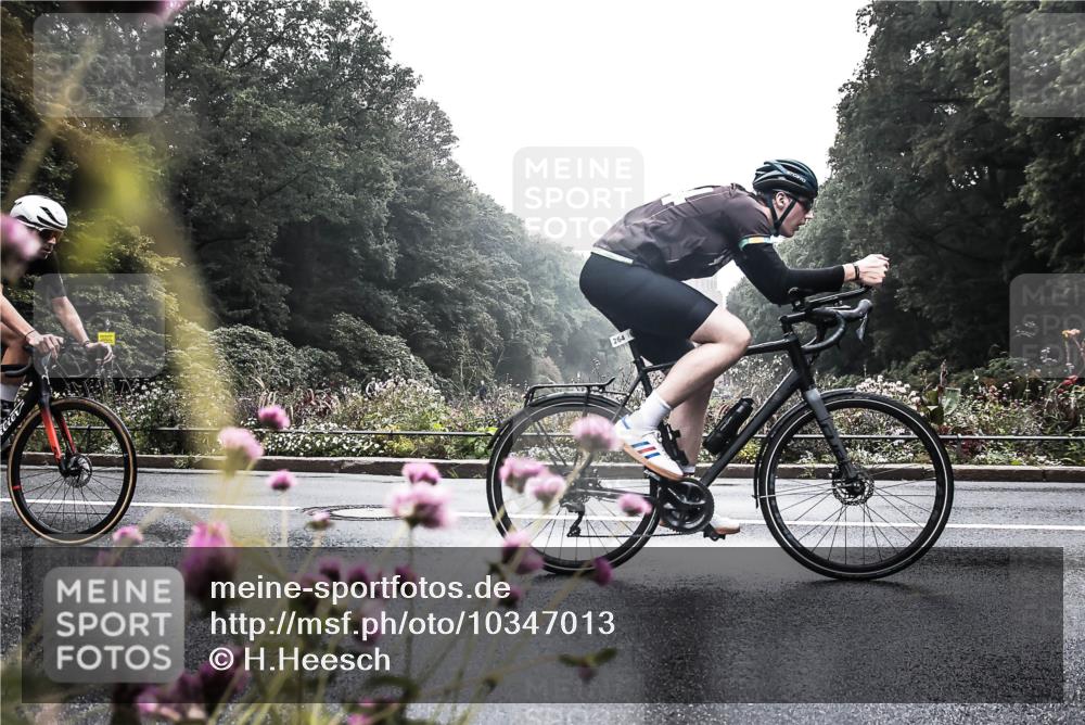 13.09.2026 - Stadtparktriathlon H.Heesch http://msf.ph/oto/10347013 13.09.2026 09:58:34 Radfahren 213, 239, 262, 264, 300, 306, 314 meine-sportfotos.de