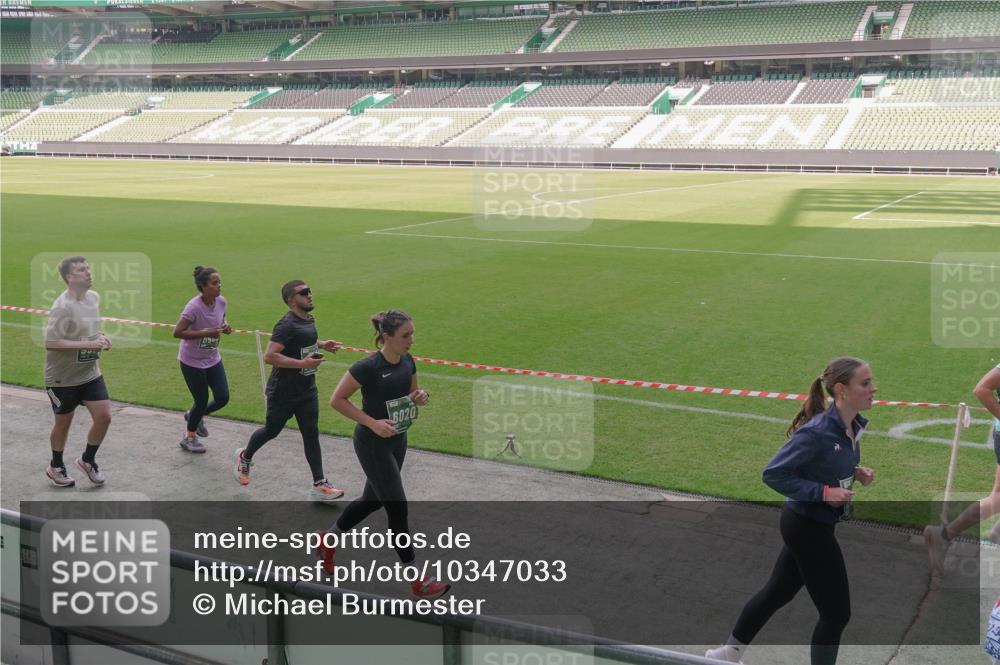 13.09.2026 - 21. swb-Marathon Bremen Michael Burmester http://msf.ph/oto/10347033 13.09.2026 13:36:13 Laufen im Stadion 444, 462, 491, 496, 590, 657, 799, 1015, 1135, 1279, 1280, 1321, 1396, 1432, 1620, 1726, 1762, 1887, 1934, 1951, 1965, 1974, 1977, 1992, 2078, 2227, 2335, 2578, 2639, 2650, 2688, 2789, 2842, 2894, 2933, 3090, 3161, 3169, 3178, 3179, 3191, 3299, 3303, 3406, 3408, 3463, 3472, 3498, 3555, 3570, 3573, 3588, 3640, 3731, 3779, 3801, 3839, 3904, 3985, 4084, 4145, 4200, 4210, 4290, 4464, 4500, 4546, 4561, 4801, 4880, 4967, 5000, 5034, 5182, 5332, 5461, 5679, 5818 meine-sportfotos.de