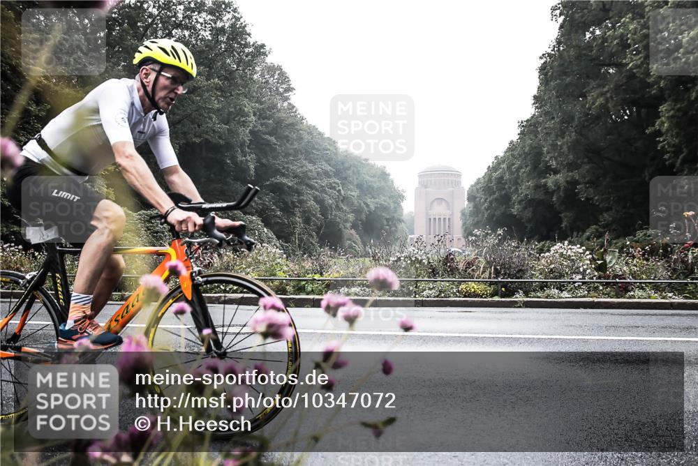 13.09.2026 - Stadtparktriathlon H.Heesch http://msf.ph/oto/10347072 13.09.2026 09:59:23 Radfahren 227, 279 meine-sportfotos.de