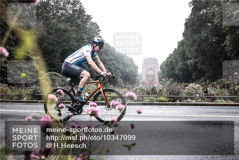 13.09.2026 - Stadtparktriathlon H.Heesch http://msf.ph/oto/10347099 13.09.2026 10:00:08 Radfahren 341 meine-sportfotos.de