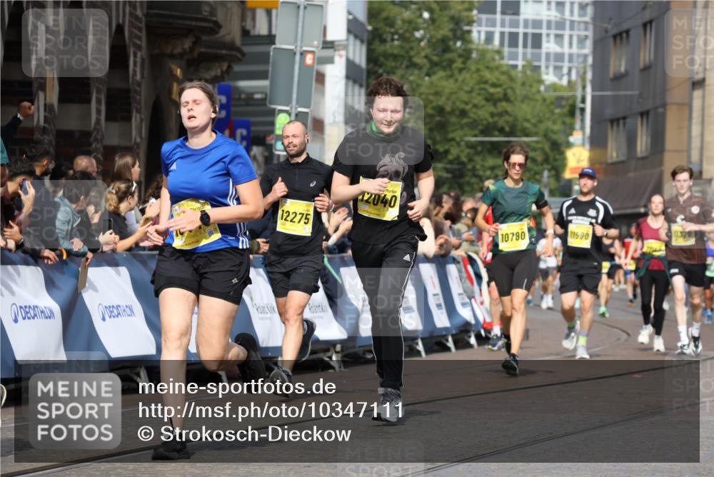 13.09.2026 - 21. swb-Marathon Bremen Strokosch-Dieckow http://msf.ph/oto/10347111 13.09.2026 10:53:25 Ziel 10284, 10585, 10714, 10863, 11012, 11238, 11282, 11386, 11575, 11766, 12170, 12369, 12398, 10141, 10222, 10227, 10479, 10626, 10838, 10845, 10886, 11242, 11446, 11502, 11590, 11800, 12056, 12119, 12308 meine-sportfotos.de