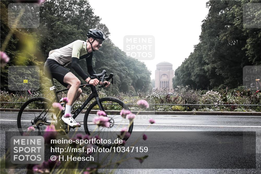 13.09.2026 - Stadtparktriathlon H.Heesch http://msf.ph/oto/10347159 13.09.2026 10:01:26 Radfahren 289 meine-sportfotos.de