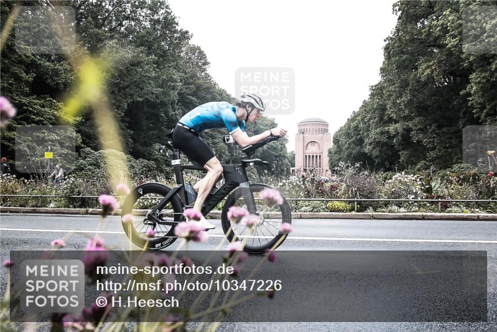 13.09.2026 - Stadtparktriathlon H.Heesch http://msf.ph/oto/10347226 13.09.2026 11:10:39 Radfahren 473, 520, 578, 594, 691 meine-sportfotos.de