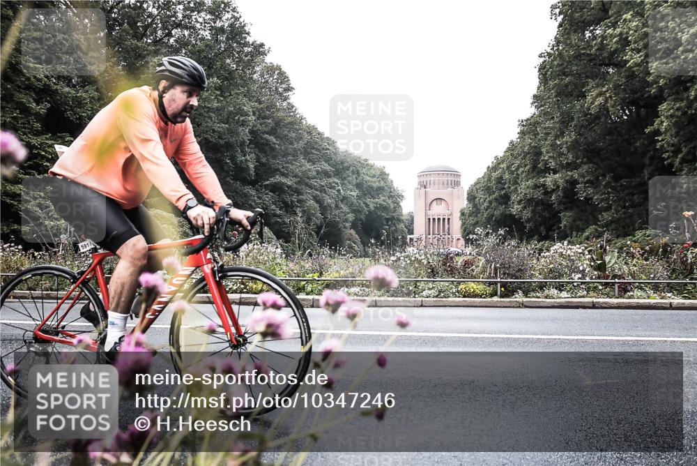 13.09.2026 - Stadtparktriathlon H.Heesch http://msf.ph/oto/10347246 13.09.2026 11:10:59 Radfahren 591 meine-sportfotos.de