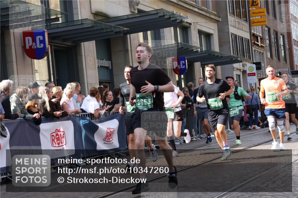 13.09.2026 - 21. swb-Marathon Bremen Strokosch-Dieckow http://msf.ph/oto/10347260 13.09.2026 13:30:38 Ziel 244, 1189, 1479, 1533, 1771, 1841, 1941, 2513, 2802, 2902, 2985, 3360, 3800, 4251, 4647, 4920, 5600, 5681, 5802, 5822, 5846, 5900, 6307, 6343, 6419, 6732, 7012, 7198, 7359, 7637, 7760, 7798, 7882, 8382, 8543, 8616, 9274, 9290, 9507, 9653, 9767, 9937, 9958, 9962, 9976, 13090, 13152, 13215, 625, 800, 834, 1067, 1926, 2265, 2369, 2452, 2723, 2900, 3163, 3164, 3425, 4058, 4206, 4332, 4342, 4415, 4425, 4748, 4757, 5506, 5551, 7821, 8090, 8169, 8314, 8494 meine-sportfotos.de