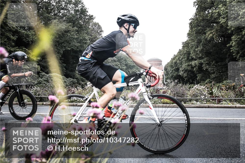 13.09.2026 - Stadtparktriathlon H.Heesch http://msf.ph/oto/10347282 13.09.2026 11:11:33 Radfahren 451, 596, 655, 666 meine-sportfotos.de