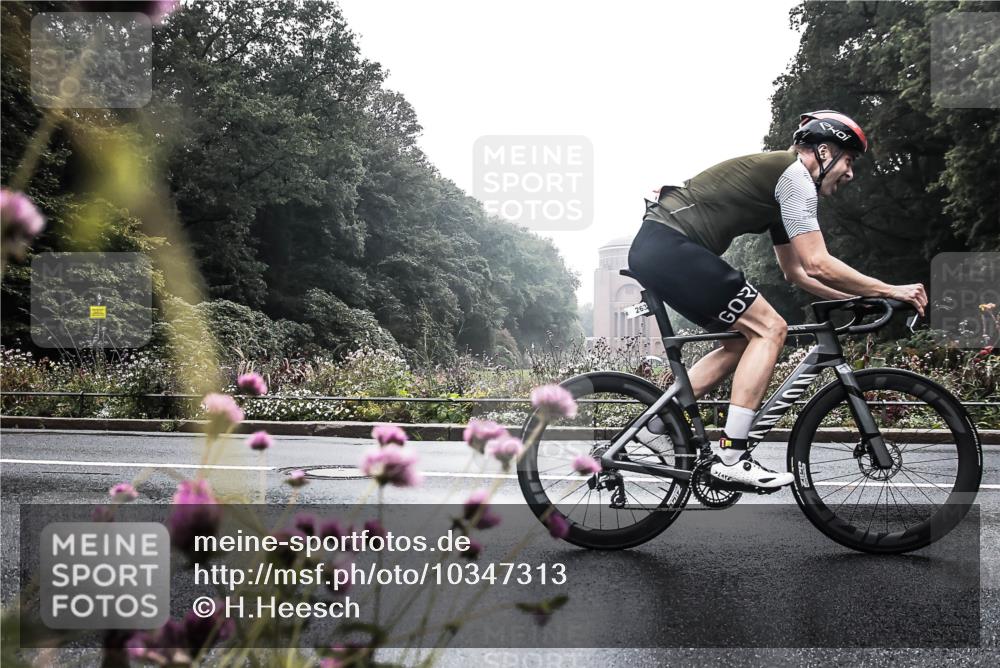 13.09.2026 - Stadtparktriathlon H.Heesch http://msf.ph/oto/10347313 13.09.2026 10:02:38 Radfahren 211, 263, 313 meine-sportfotos.de