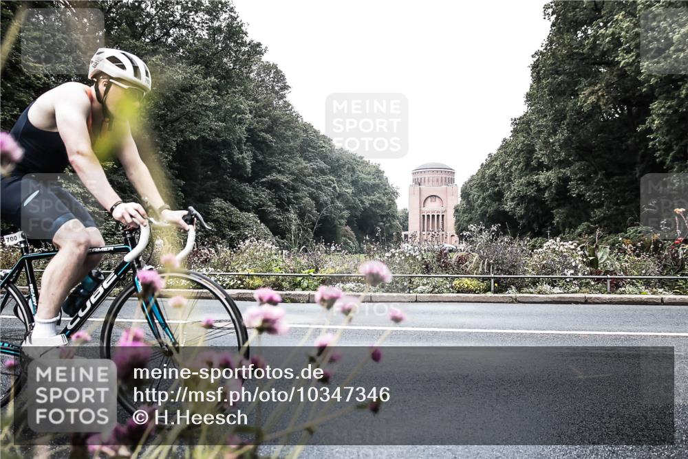 13.09.2026 - Stadtparktriathlon H.Heesch http://msf.ph/oto/10347346 13.09.2026 11:12:10 Radfahren 506, 598, 600, 700 meine-sportfotos.de