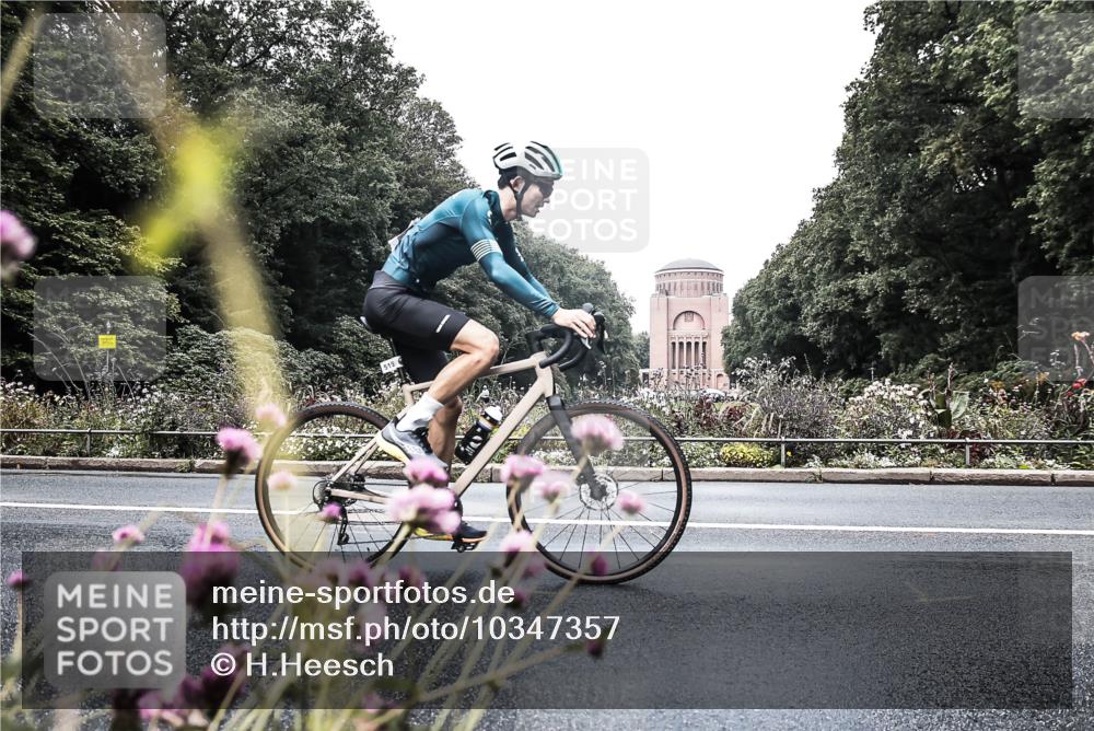 13.09.2026 - Stadtparktriathlon H.Heesch http://msf.ph/oto/10347357 13.09.2026 11:12:16 Radfahren 506, 519, 598 meine-sportfotos.de