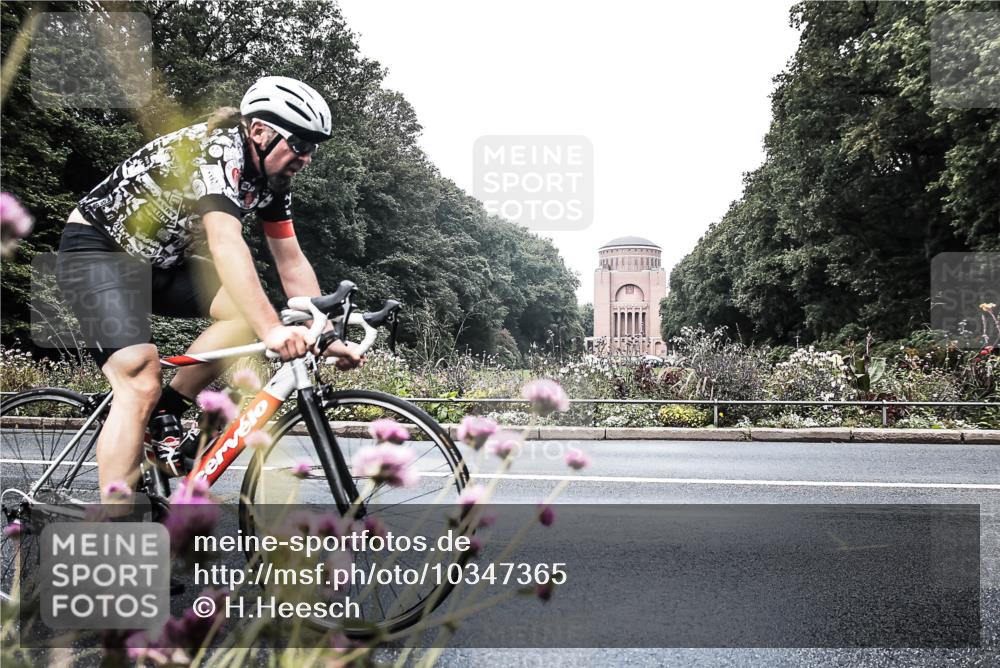 13.09.2026 - Stadtparktriathlon H.Heesch http://msf.ph/oto/10347365 13.09.2026 11:12:29 Radfahren 508, 595 meine-sportfotos.de
