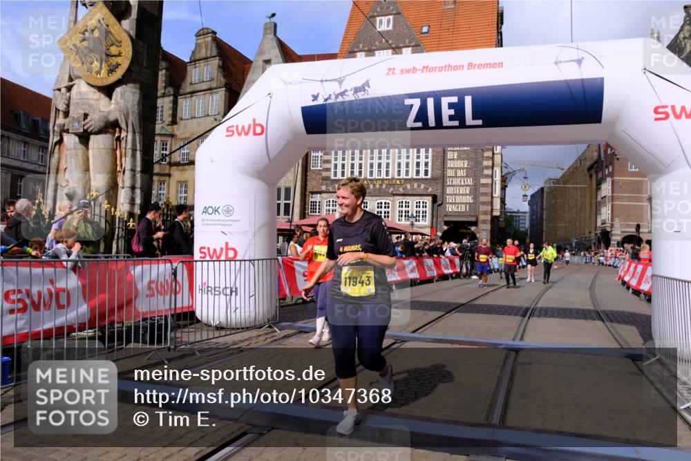 13.09.2026 - 21. swb-Marathon Bremen Tim E. http://msf.ph/oto/10347368 13.09.2026 11:18:24 Ziel 10191, 10192, 10459, 10513, 10713, 11482, 11808, 11829, 11943, 12177, 12178 meine-sportfotos.de