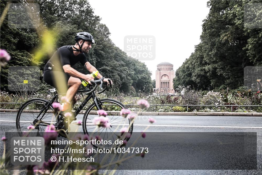 13.09.2026 - Stadtparktriathlon H.Heesch http://msf.ph/oto/10347373 13.09.2026 11:12:34 Radfahren 619, 664 meine-sportfotos.de