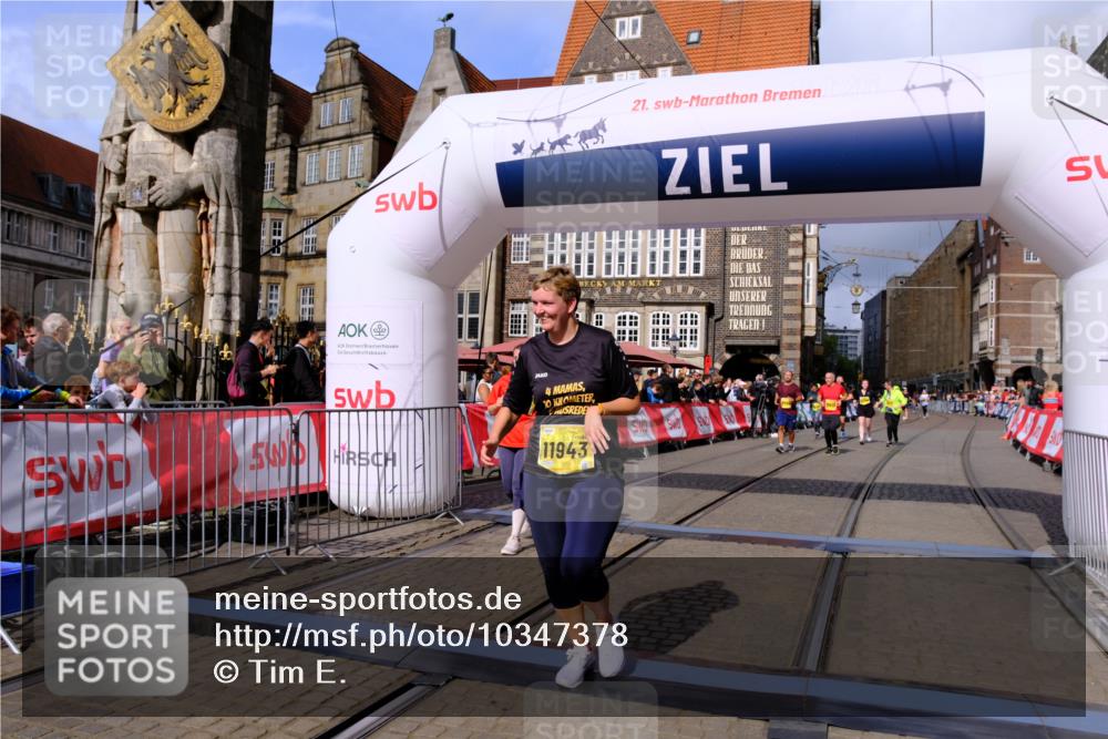 13.09.2026 - 21. swb-Marathon Bremen Tim E. http://msf.ph/oto/10347378 13.09.2026 11:18:25 Ziel 10191, 10192, 10459, 10513, 10713, 11482, 11808, 11829, 11943, 12177, 12178 meine-sportfotos.de