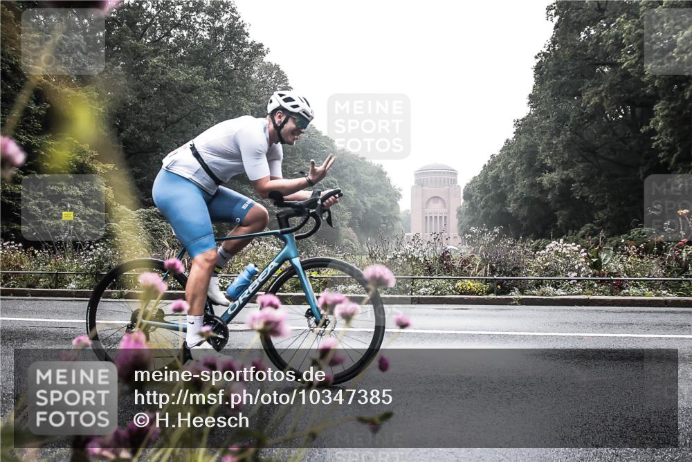 13.09.2026 - Stadtparktriathlon H.Heesch http://msf.ph/oto/10347385 13.09.2026 10:03:58 Radfahren 212 meine-sportfotos.de