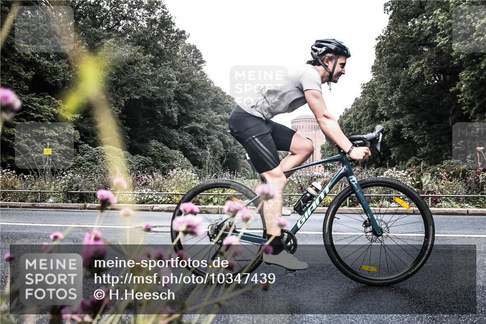13.09.2026 - Stadtparktriathlon H.Heesch http://msf.ph/oto/10347439 13.09.2026 11:13:33 Radfahren 514, 621, 665, 686, 696 meine-sportfotos.de