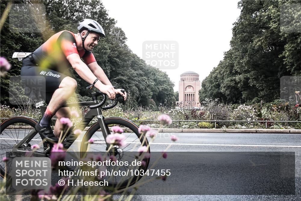 13.09.2026 - Stadtparktriathlon H.Heesch http://msf.ph/oto/10347455 13.09.2026 11:13:43 Radfahren 496, 503, 554, 641 meine-sportfotos.de