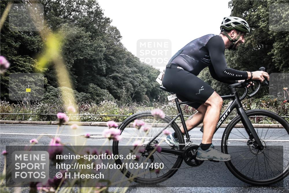 13.09.2026 - Stadtparktriathlon H.Heesch http://msf.ph/oto/10347460 13.09.2026 11:13:45 Radfahren 496, 503, 554, 605, 641 meine-sportfotos.de