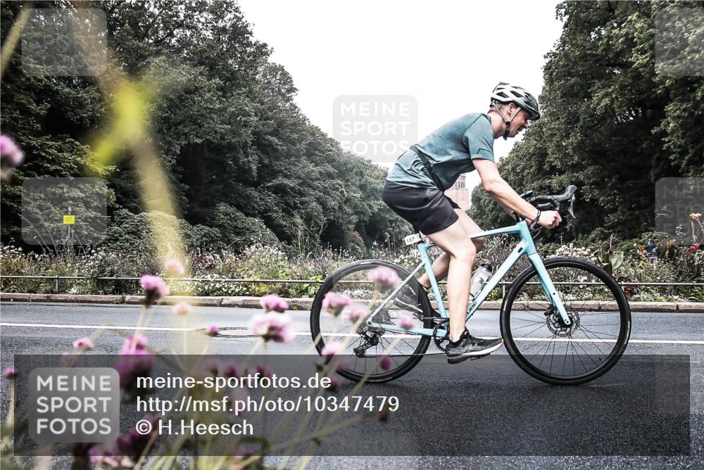 13.09.2026 - Stadtparktriathlon H.Heesch http://msf.ph/oto/10347479 13.09.2026 11:13:55 Radfahren 512, 541, 687 meine-sportfotos.de