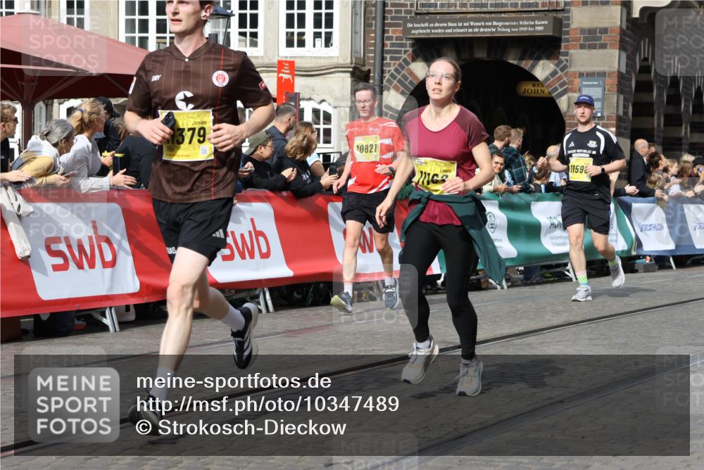 13.09.2026 - 21. swb-Marathon Bremen Strokosch-Dieckow http://msf.ph/oto/10347489 13.09.2026 10:53:35 Ziel 10284, 10448, 10585, 10757, 10780, 11012, 11168, 11379, 12040, 12170, 12275, 12398, 12461, 10141, 10174, 10227, 10478, 10684, 10685, 10838, 10905, 11489, 11502, 11596, 11950, 12331, 12341, 12405, 12492, 12515, 13597 meine-sportfotos.de