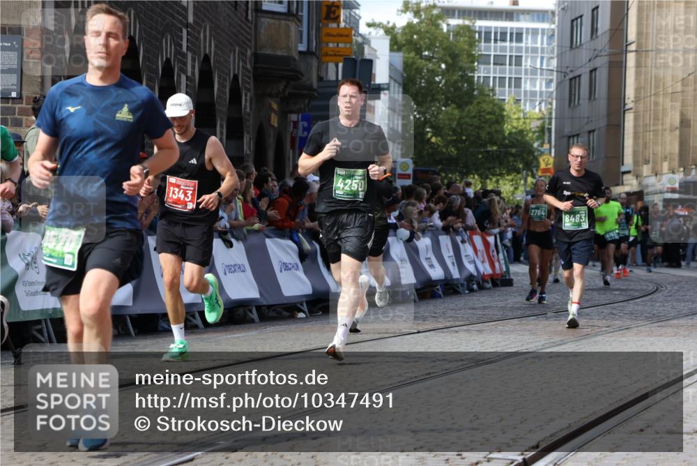 13.09.2026 - 21. swb-Marathon Bremen Strokosch-Dieckow http://msf.ph/oto/10347491 13.09.2026 13:28:24 Ziel 488, 1343, 1456, 3114, 3334, 3480, 4506, 5360, 5462, 6182, 7926, 8188, 8656, 9067, 9145, 9167, 9168, 9543, 9738, 9881, 13069, 613, 1239, 1914, 2764, 3028, 4250, 4564, 5683, 6914, 6957, 8483, 8938, 9176, 13012 meine-sportfotos.de