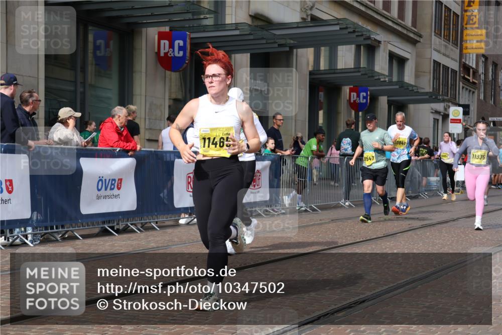 13.09.2026 - 21. swb-Marathon Bremen Strokosch-Dieckow http://msf.ph/oto/10347502 13.09.2026 11:10:44 Ziel 10148, 10163, 10313, 10527, 10547, 10611, 10644, 10653, 10792, 10841, 11043, 11062, 11141, 11237, 11335, 11465, 11483, 11679, 11691, 11756, 11993, 12396, 12401, 12507, 10002, 10169, 10247, 10422, 10461, 10462, 10719, 10768, 10791, 10890, 10911, 11047, 11283, 11298, 11300, 11309, 11327, 11513, 11583, 11736, 11846, 11957, 11982, 12183, 12227, 12454, 12550 meine-sportfotos.de