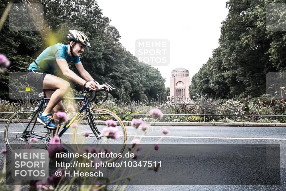13.09.2026 - Stadtparktriathlon H.Heesch http://msf.ph/oto/10347511 13.09.2026 11:14:23 Radfahren 522 meine-sportfotos.de