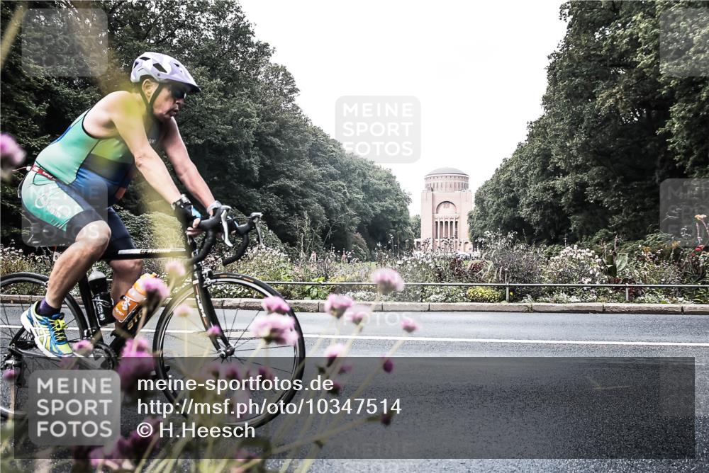 13.09.2026 - Stadtparktriathlon H.Heesch http://msf.ph/oto/10347514 13.09.2026 11:14:31 Radfahren 467, 559, 632 meine-sportfotos.de