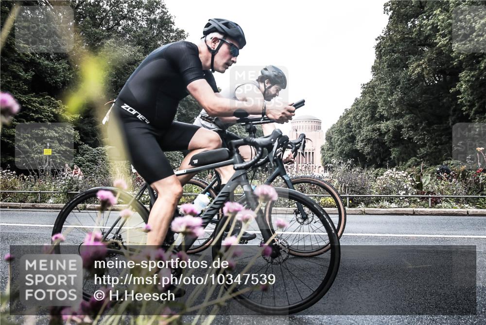13.09.2026 - Stadtparktriathlon H.Heesch http://msf.ph/oto/10347539 13.09.2026 11:14:42 Radfahren 476, 611, 622, 646, 656 meine-sportfotos.de