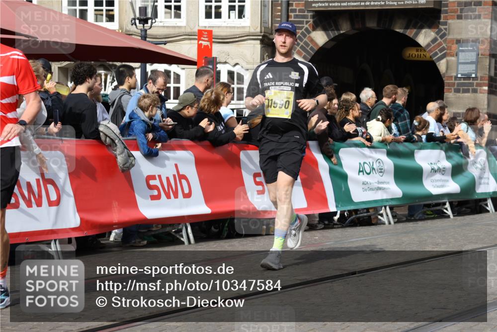 13.09.2026 - 21. swb-Marathon Bremen Strokosch-Dieckow http://msf.ph/oto/10347584 13.09.2026 10:53:37 Ziel 10448, 10585, 10757, 10780, 10821, 11012, 11168, 11379, 12040, 12170, 12275, 12398, 12461, 10141, 10174, 10227, 10255, 10478, 10684, 10685, 10838, 10905, 11489, 11502, 11596, 11950, 12331, 12341, 12405, 12492, 12515, 13597 meine-sportfotos.de