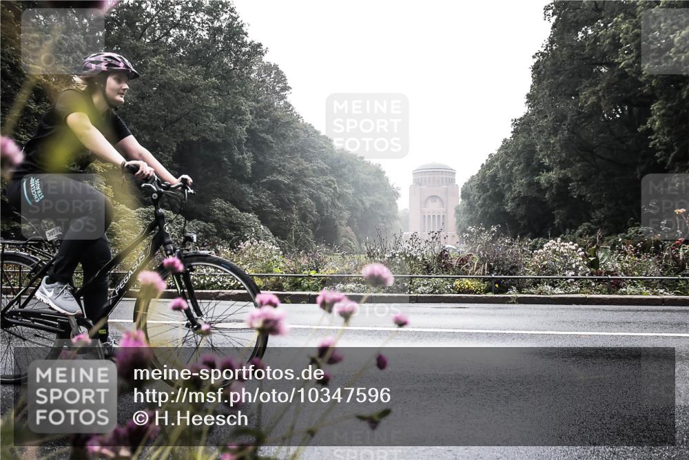 13.09.2026 - Stadtparktriathlon H.Heesch http://msf.ph/oto/10347596 13.09.2026 10:08:25 Radfahren 307 meine-sportfotos.de