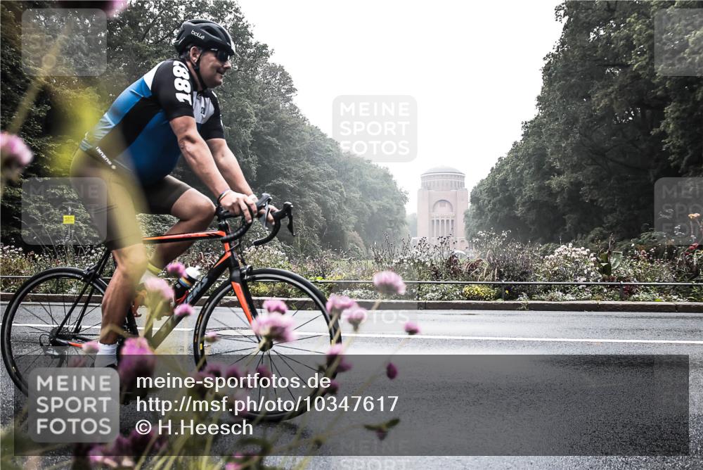 13.09.2026 - Stadtparktriathlon H.Heesch http://msf.ph/oto/10347617 13.09.2026 10:08:58 Radfahren 224, 236, 244, 327 meine-sportfotos.de