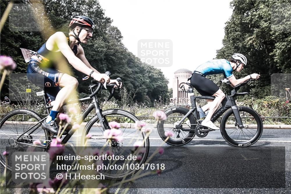 13.09.2026 - Stadtparktriathlon H.Heesch http://msf.ph/oto/10347618 13.09.2026 11:16:35 Radfahren 481, 482, 663, 676, 691 meine-sportfotos.de