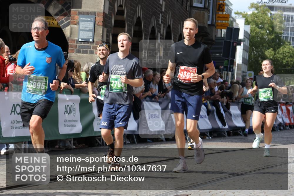 13.09.2026 - 21. swb-Marathon Bremen Strokosch-Dieckow http://msf.ph/oto/10347637 13.09.2026 13:32:40 Ziel 287, 1369, 2292, 2293, 2910, 3402, 3429, 3441, 3650, 3922, 4057, 4263, 4380, 4471, 4566, 4655, 4835, 5281, 5628, 6258, 6475, 6518, 6593, 6781, 6857, 6875, 6900, 7150, 7173, 7182, 7553, 7572, 7818, 8632, 9040, 9151, 9198, 9283, 9394, 9719, 9779, 13029, 13182, 13208, 13244, 891, 2638, 3895, 3902, 4233, 5009, 5581, 5657, 6018, 6718, 6786, 7016, 7466, 7758, 8367, 8506, 10048, 13164, 13232, 13234, 13247 meine-sportfotos.de