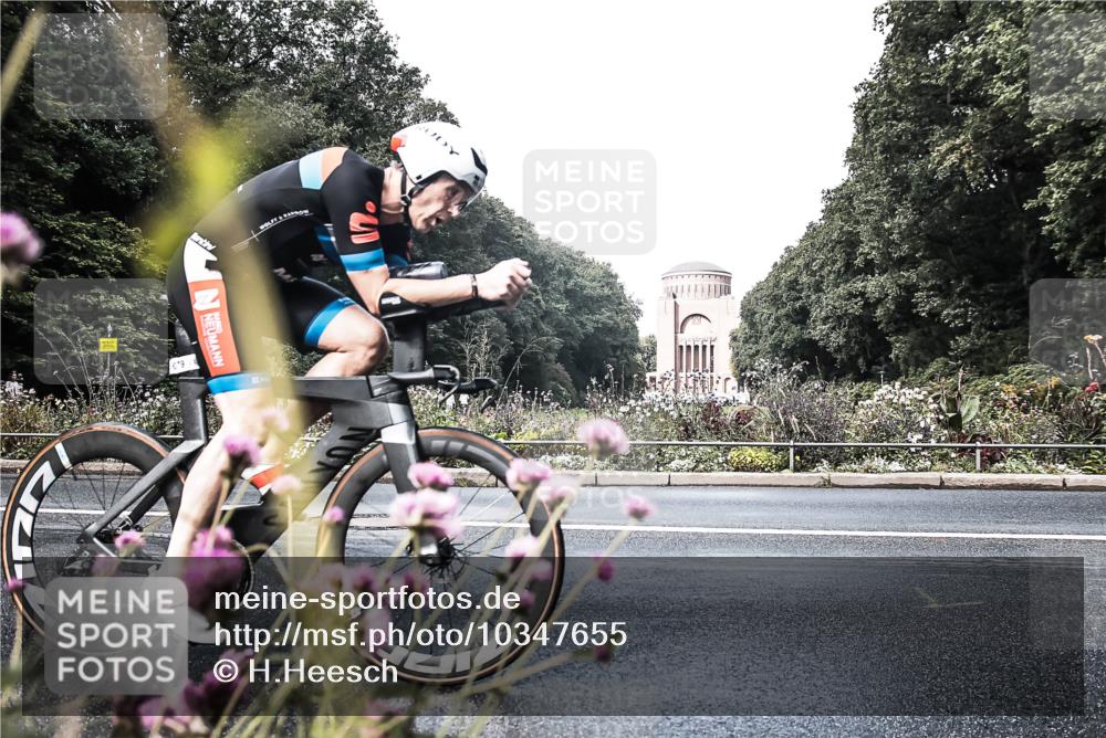 13.09.2026 - Stadtparktriathlon H.Heesch http://msf.ph/oto/10347655 13.09.2026 11:16:51 Radfahren 679 meine-sportfotos.de