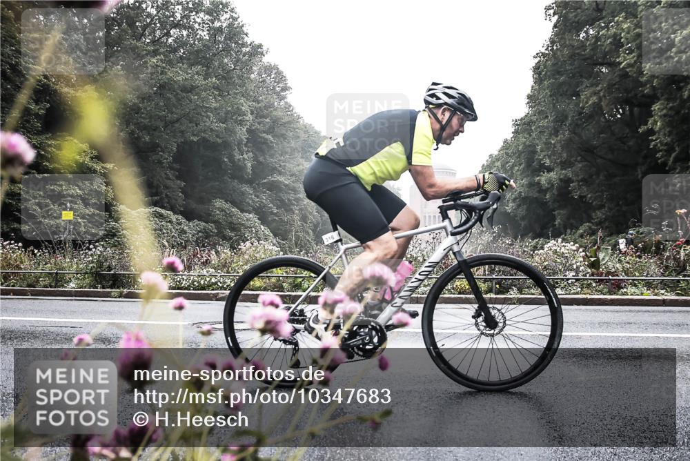 13.09.2026 - Stadtparktriathlon H.Heesch http://msf.ph/oto/10347683 13.09.2026 10:10:10 Radfahren 261, 277, 316 meine-sportfotos.de