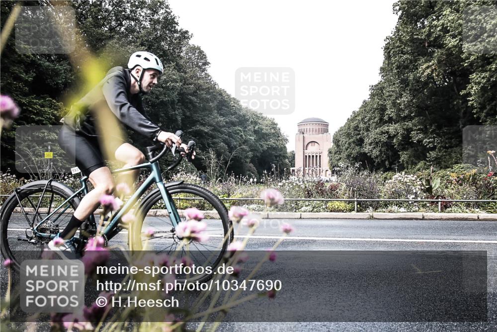 13.09.2026 - Stadtparktriathlon H.Heesch http://msf.ph/oto/10347690 13.09.2026 11:17:19 Radfahren 548, 593, 625, 629, 637, 672, 697, 770, 772 meine-sportfotos.de