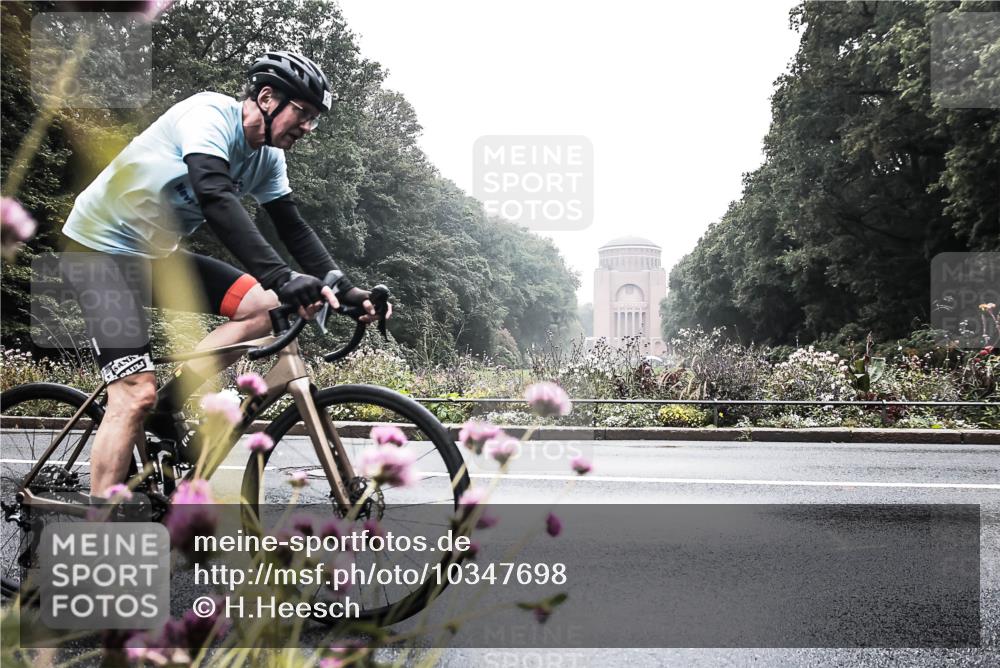 13.09.2026 - Stadtparktriathlon H.Heesch http://msf.ph/oto/10347698 13.09.2026 10:10:34 Radfahren 210, 309 meine-sportfotos.de