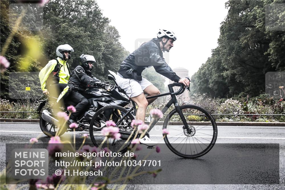 13.09.2026 - Stadtparktriathlon H.Heesch http://msf.ph/oto/10347701 13.09.2026 10:10:36 Radfahren 210, 309, 342 meine-sportfotos.de