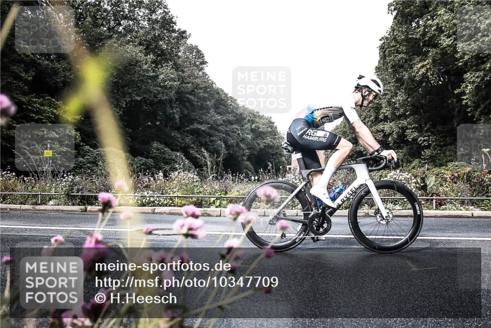 13.09.2026 - Stadtparktriathlon H.Heesch http://msf.ph/oto/10347709 13.09.2026 11:17:24 Radfahren 548, 625, 637, 690, 697, 770, 771, 772 meine-sportfotos.de