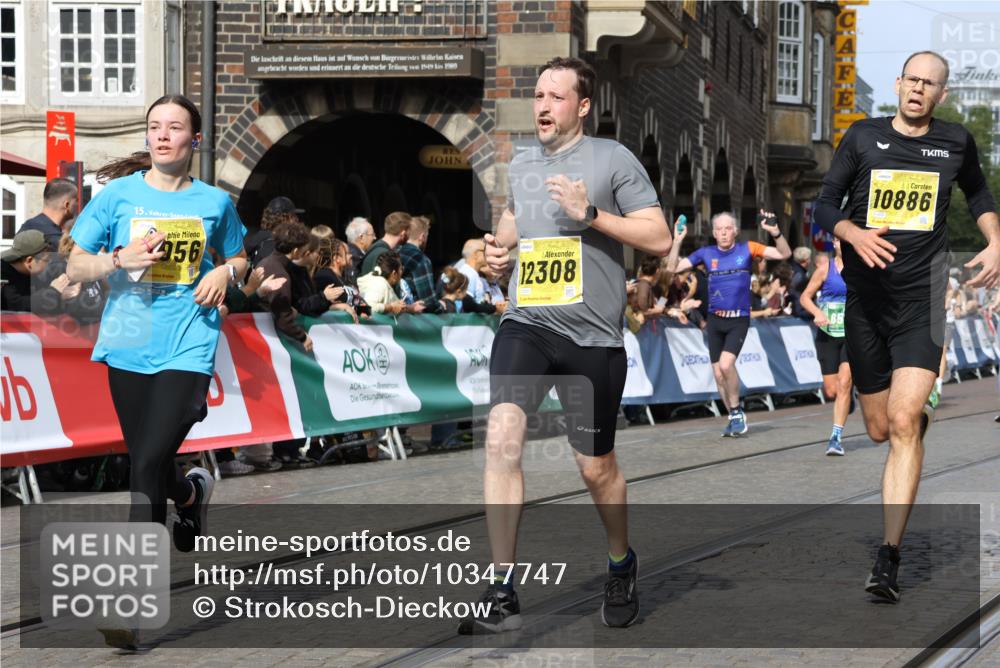 13.09.2026 - 21. swb-Marathon Bremen Strokosch-Dieckow http://msf.ph/oto/10347747 13.09.2026 10:53:39 Ziel 10448, 10585, 10757, 10780, 10821, 10886, 11012, 11168, 11379, 11590, 12040, 12056, 12170, 12275, 12308, 12461, 10141, 10174, 10227, 10255, 10478, 10684, 10685, 10708, 10838, 10905, 11489, 11596, 11950, 12331, 12341, 12405, 12492, 12515, 13597 meine-sportfotos.de