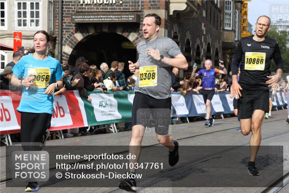 13.09.2026 - 21. swb-Marathon Bremen Strokosch-Dieckow http://msf.ph/oto/10347761 13.09.2026 10:53:39 Ziel 10448, 10585, 10757, 10780, 10821, 10886, 11012, 11168, 11379, 11590, 12040, 12056, 12170, 12275, 12308, 12461, 10141, 10174, 10227, 10255, 10478, 10684, 10685, 10708, 10838, 10905, 11489, 11596, 11950, 12331, 12341, 12405, 12492, 12515, 13597 meine-sportfotos.de