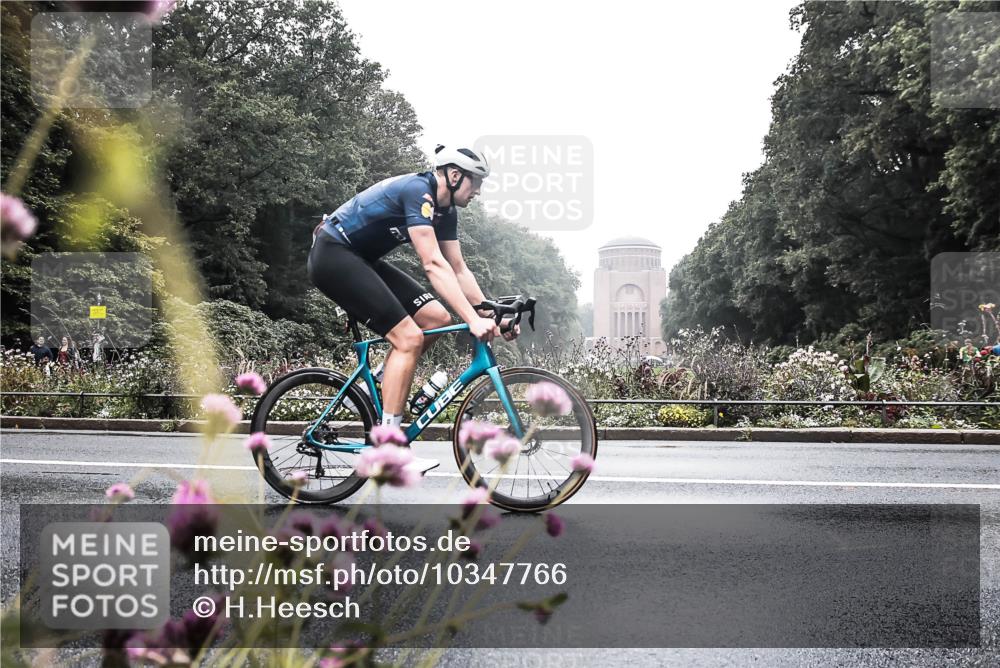 13.09.2026 - Stadtparktriathlon H.Heesch http://msf.ph/oto/10347766 13.09.2026 10:11:46 Radfahren 258, 311, 331 meine-sportfotos.de