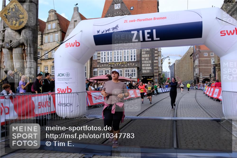 13.09.2026 - 21. swb-Marathon Bremen Tim E. http://msf.ph/oto/10347783 13.09.2026 11:19:08 Ziel 10005, 10202, 10264, 10344, 10524, 10568, 11443, 11629, 11794, 12090, 12422 meine-sportfotos.de